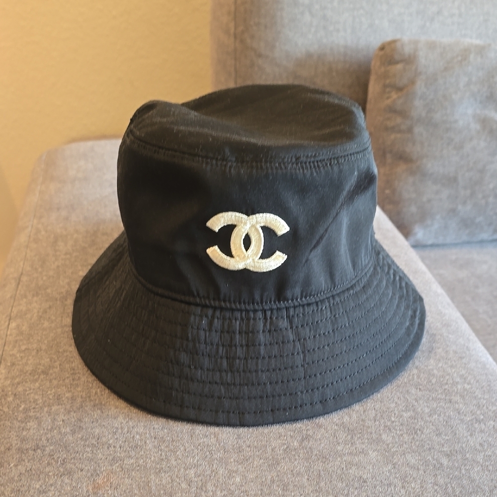 CHANEL Black and Cream Logo Bucket Hat